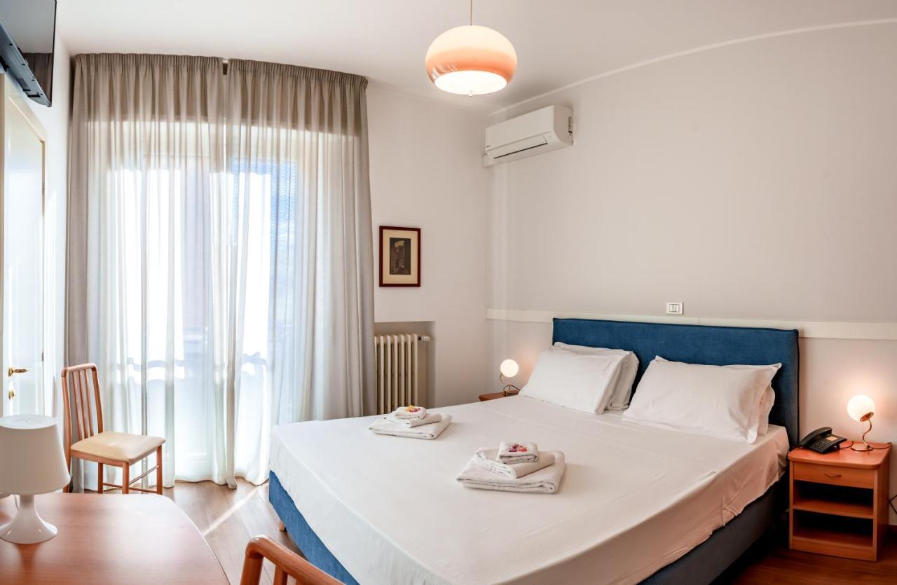 Hotel Tritone Senigallia Dış mekan fotoğraf