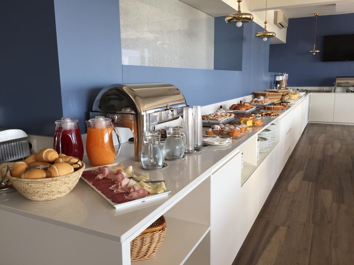 Hotel Tritone Senigallia Dış mekan fotoğraf