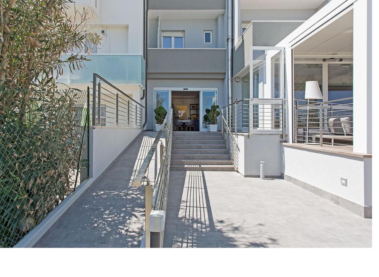 Hotel Tritone Senigallia Dış mekan fotoğraf